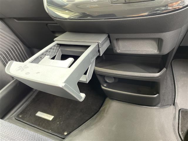 サクラ Ｘ　純正９型ナビ　全方位カメラ　バックカメラ　コーナーセンサー　純正アルミホイール　ＬＥＤヘッドライト　オートライト　ドライブレコーダー　ＥＴＣ　衝突軽減システム　フルセグ　Ｂｌｕｅｔｏｏｔｈ　スマートキ（27枚目）