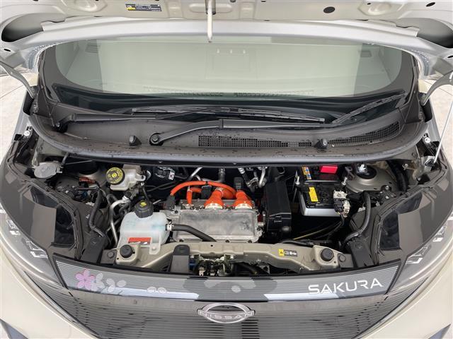 サクラ Ｘ　ＳＤナビ　全方位カメラ　バックカメラ　コーナーセンサー　純正アルミホイール　ＬＥＤヘッドライト　ドライブレコーダー　ＥＴＣ　衝突軽減システム　フルセグ　ＣＤ　ＤＶＤ　Ｂｌｕｅｔｏｏｔｈ（39枚目）
