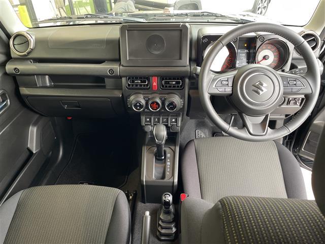 ジムニーシエラ ＪＣ　クルーズコントロール　シートヒーター　コーナーセンサー　純正１５インチアルミホイール　４ＷＤ　ＬＥＤヘッドライト　ダウンヒルアシストコントロール　ステアリングスイッチ　スマートキー　プッシュスタート（2枚目）