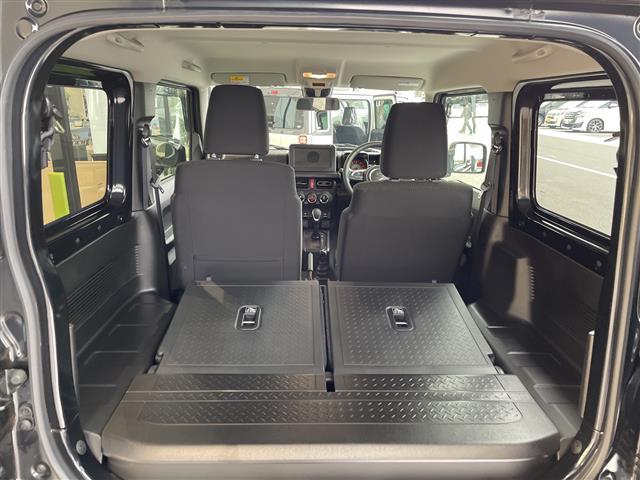ジムニーシエラ ＪＣ　クルーズコントロール　シートヒーター　コーナーセンサー　純正１５インチアルミホイール　４ＷＤ　ＬＥＤヘッドライト　ダウンヒルアシストコントロール　ステアリングスイッチ　スマートキー　プッシュスタート（16枚目）