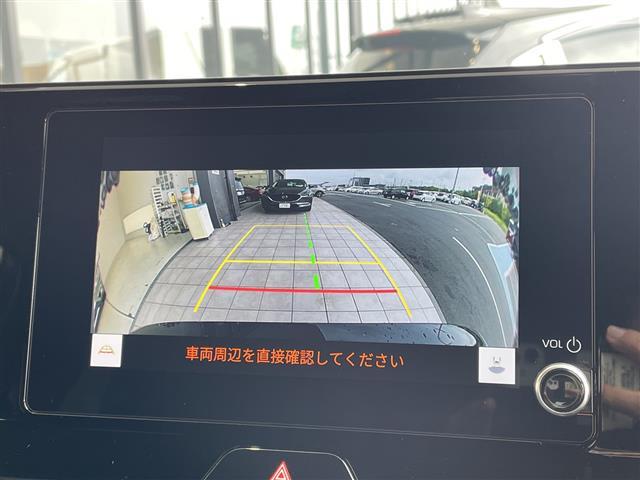 ハリアー Ｇ　純正８型ディズプレイオーディオ　ナビ機能なし　レーダークルーズコントロール　バックカメラ　電動リアゲート　パワーシート　コーナーセンサー　純正アルミホイール　ＥＴＣ２．０　ブラインドスポットモニター（3枚目）