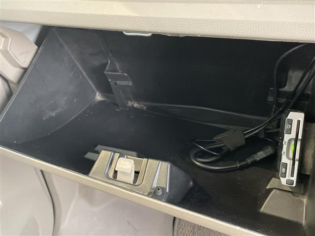 エブリイワゴン ＰＺターボ　ＳＤナビ　純正アルミホイール　ＥＴＣ　片側パワースライド　オートエアコン　純正フロアマット　リモコンキー（24枚目）