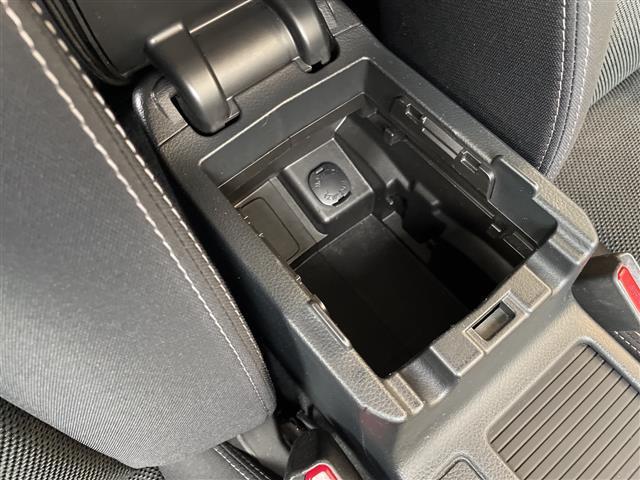 XV 2.0i-L アイサイト SDナビ レーダークルーズコントロール バックカメラ パワーシート 純正アルミホイール 4WD パドルシフト 衝突軽減システム フルセグ CD DVD Bluetooth ETC スマートキー(31枚目)