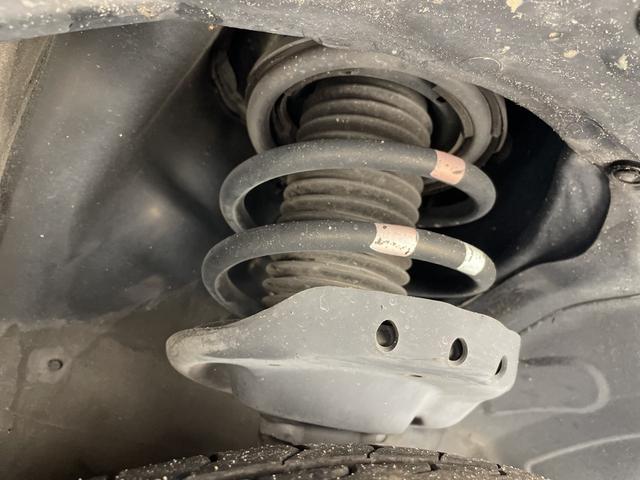 XV 2.0i-L アイサイト SDナビ レーダークルーズコントロール バックカメラ パワーシート 純正アルミホイール 4WD パドルシフト 衝突軽減システム フルセグ CD DVD Bluetooth ETC スマートキー(57枚目)