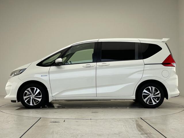 フリード+ G・ホンダセンシング 純正ナビ SDカードなし 両側パワースライドドア レーダークルーズコントロール バックカメラ 純正アルミホイール LEDヘッドライト レーンキープアシストドライブレコーダー ETC 衝突軽減システム(56枚目)