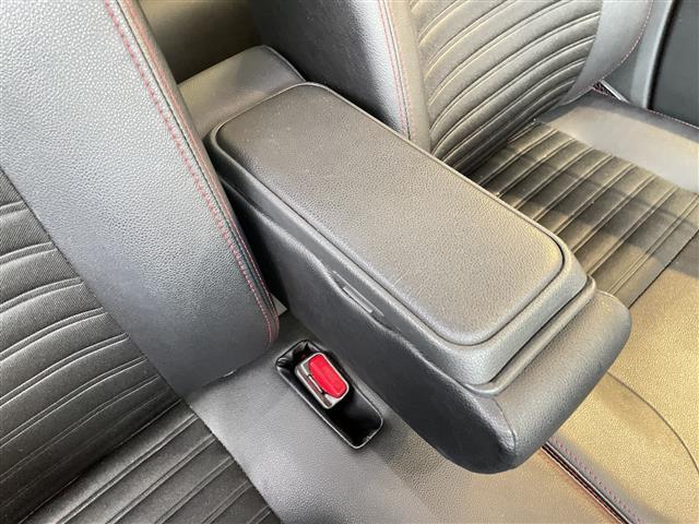 店舗にて現車の確認もいただけますので、お電話で在庫のご確認の上是非ご来店くださいませ！！店舗直通電話　　　０５２−３０９−５１５２