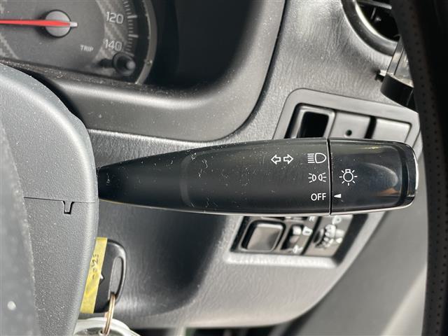 ジムニー ランドベンチャー 9型ディズプレイオーディオ ナビ機能なし 純正16インチアルミホイール ETC シートヒーター 5速MT リモコンキ ヘッドライトウォッシャー パワーウィンドウ パワーステアリング Bluetooth(24枚目)