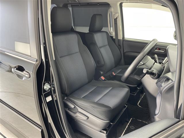 ヴォクシー ZS 純正9型ナビ フリップダウンモニター 両側パワースライドドア バックカメラ 純正アルミホイール LEDヘッドライト ドライブレコーダー 衝突軽減システム フルセグTV CD DVD スマートキー(14枚目)