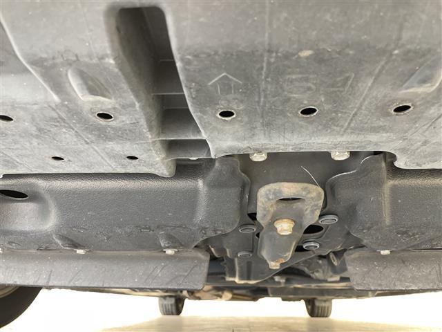 ヴォクシー ZS 純正9型ナビ フリップダウンモニター 両側パワースライドドア バックカメラ 純正アルミホイール LEDヘッドライト ドライブレコーダー 衝突軽減システム フルセグTV CD DVD スマートキー(42枚目)