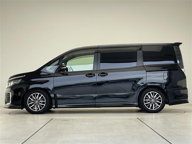 ヴォクシー ZS 純正9型ナビ フリップダウンモニター 両側パワースライドドア バックカメラ 純正アルミホイール LEDヘッドライト ドライブレコーダー 衝突軽減システム フルセグTV CD DVD スマートキー(50枚目)