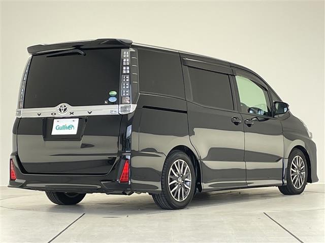 ヴォクシー ZS 純正9型ナビ フリップダウンモニター 両側パワースライドドア バックカメラ 純正アルミホイール LEDヘッドライト ドライブレコーダー 衝突軽減システム フルセグTV CD DVD スマートキー(62枚目)