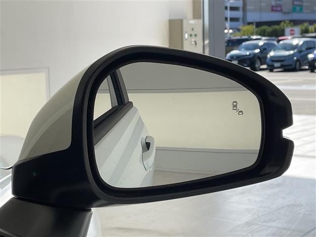 ZR-V e:HEV Z 登録済未使用車 プレミアムサウンドBOSE 純正9型ディズプレイオーディオナビ 全方位カメラ レーダークルーズコントロール シートヒーター バックカメラ 電動リアゲート パワーシート ワイヤレス充電機(32枚目)