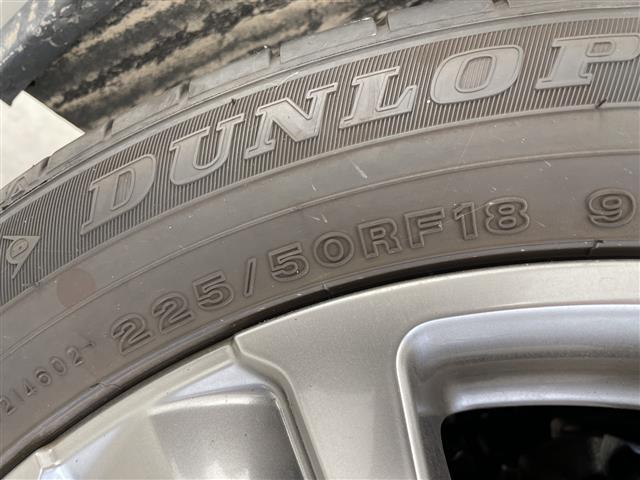 UX UX200 グレイスフル エクスプローラー レクサスセーフティセンス 純正12.3型ディズプレイオーディオナビ 全方位カメラ レーダークルーズコントロール シートヒーター エアシート バックカメラ 電動リアゲート パワーシート ワイヤレス充電機(17枚目)