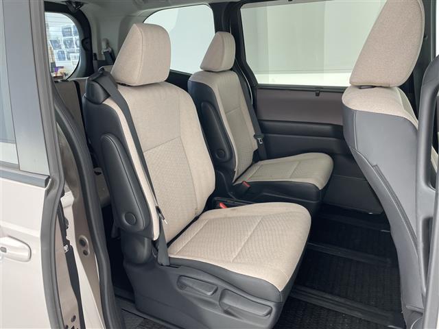 ノア G 純正ディズプレイオーディオナビ 両側パワースライドドア レーダークルーズコントロール バックカメラ コーナーセンサー 純正16インチアルミホイール ETC2.0 LEDヘッドライト 衝突軽減システム(15枚目)