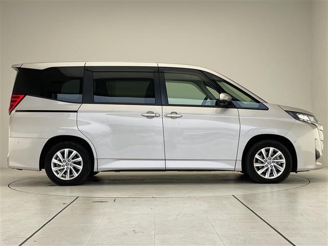 ノア G 純正ディズプレイオーディオナビ 両側パワースライドドア レーダークルーズコントロール バックカメラ コーナーセンサー 純正16インチアルミホイール ETC2.0 LEDヘッドライト 衝突軽減システム(19枚目)