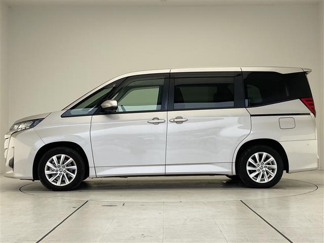 ノア G 純正ディズプレイオーディオナビ 両側パワースライドドア レーダークルーズコントロール バックカメラ コーナーセンサー 純正16インチアルミホイール ETC2.0 LEDヘッドライト 衝突軽減システム(33枚目)