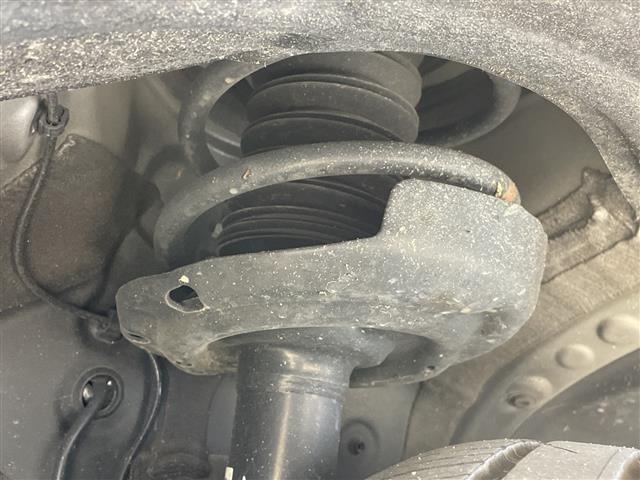 ノア G 純正ディズプレイオーディオナビ 両側パワースライドドア レーダークルーズコントロール バックカメラ コーナーセンサー 純正16インチアルミホイール ETC2.0 LEDヘッドライト 衝突軽減システム(74枚目)