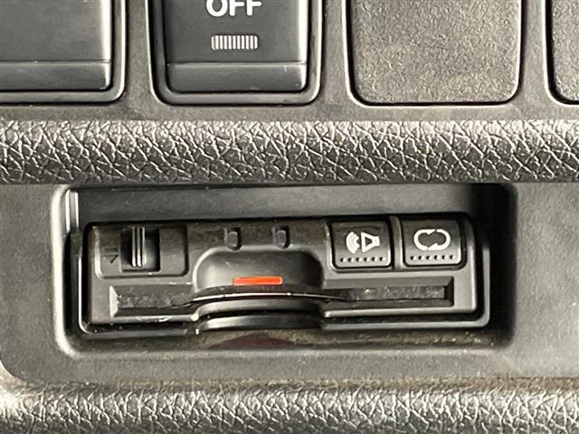 エクストレイル 20X 純正ナビ SDカードなし 全方位カメラ バックカメラ 電動リアゲート コーナーセンサー 純正アルミホイール LEDヘッドライト オートライト ETC 衝突軽減システム フルセグTV CD DVD(8枚目)