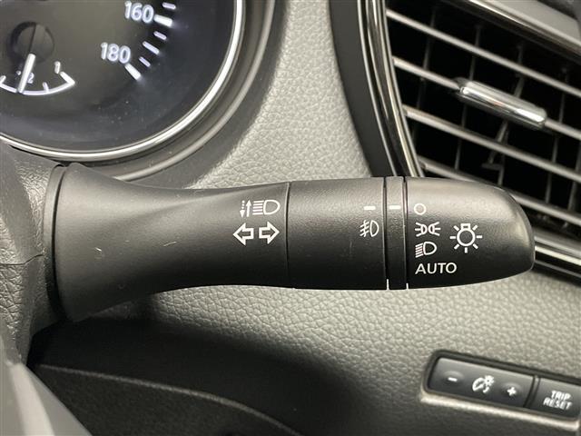 エクストレイル 20X 純正ナビ SDカードなし 全方位カメラ バックカメラ 電動リアゲート コーナーセンサー 純正アルミホイール LEDヘッドライト オートライト ETC 衝突軽減システム フルセグTV CD DVD(24枚目)