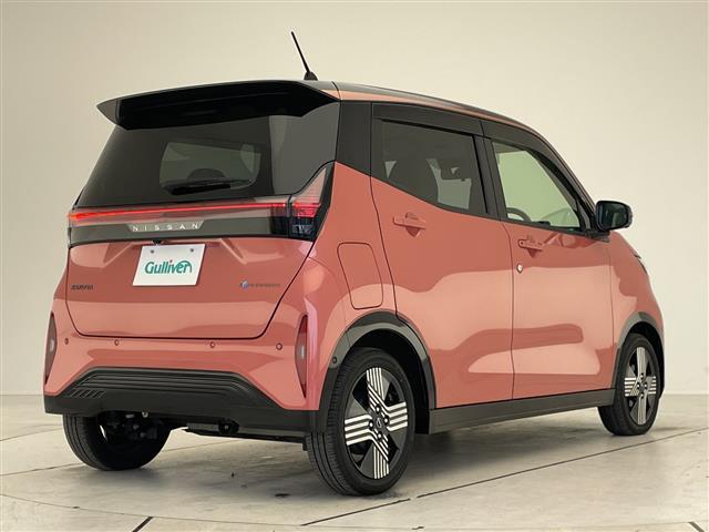 サクラ G プロパイロット 純正9型ディズプレイオーディオナビ 全方位カメラ クルーズコントロール シートヒーター バックカメラ コーナーセンサー 純正アルミホイール ステアリングヒーター 衝突軽減システム(32枚目)