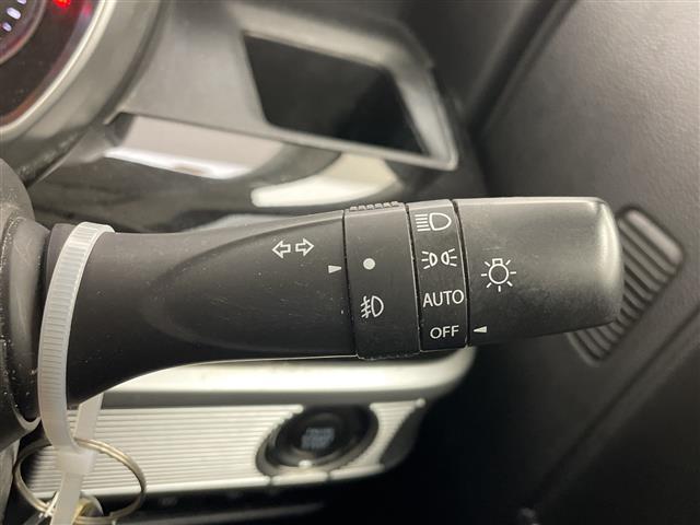 スペーシアカスタム ハイブリッドXSターボ 純正9型ナビ 全方位カメラ 両側パワースライドドア クルーズコントロール シートヒーター バックカメラ コーナーセンサー 純正アルミホイール LEDヘッドライト パドルシフト 衝突軽減システム(24枚目)