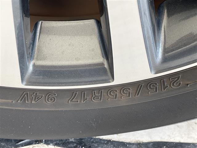 クラウンハイブリッド S Cパッケージ トヨタセーフティセンス 純正8型ナビ レーダークルーズコントロール シートヒーター バックカメラ パワーシート ヘッドアップディスプレイ コーナーセンサー 純正アルミホイール ブラインドスポットモニタ(17枚目)