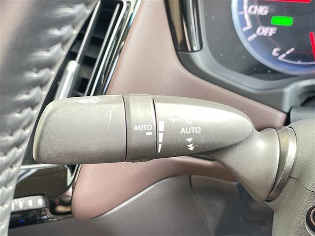 クラウンハイブリッド S Cパッケージ トヨタセーフティセンス 純正8型ナビ レーダークルーズコントロール シートヒーター バックカメラ パワーシート ヘッドアップディスプレイ コーナーセンサー 純正アルミホイール ブラインドスポットモニタ(21枚目)