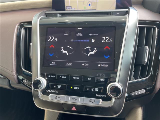 クラウンハイブリッド S Cパッケージ トヨタセーフティセンス 純正8型ナビ レーダークルーズコントロール シートヒーター バックカメラ パワーシート ヘッドアップディスプレイ コーナーセンサー 純正アルミホイール ブラインドスポットモニタ(24枚目)