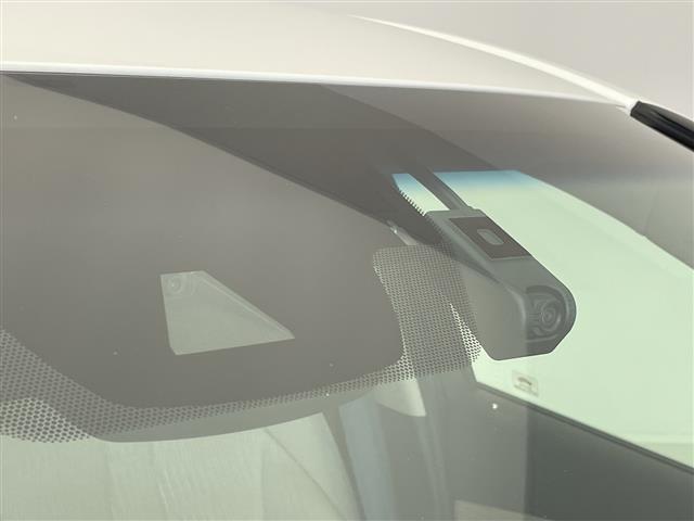 クラウンハイブリッド S Cパッケージ トヨタセーフティセンス 純正8型ナビ レーダークルーズコントロール シートヒーター バックカメラ パワーシート ヘッドアップディスプレイ コーナーセンサー 純正アルミホイール ブラインドスポットモニタ(31枚目)