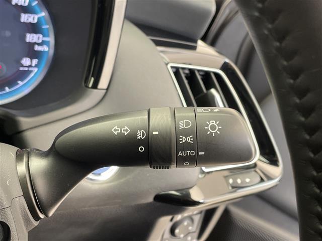 クラウンハイブリッド ＲＳアドバンス　純正８型ナビ　三眼ＬＥＤヘッドライト　サンルーフ　レーダークルーズコントロール　シートヒーター　エアシート　バックカメラ　パワーシート　ヘッドアップディスプレイ　コーナーセンサー　ステアリングヒーター（23枚目）