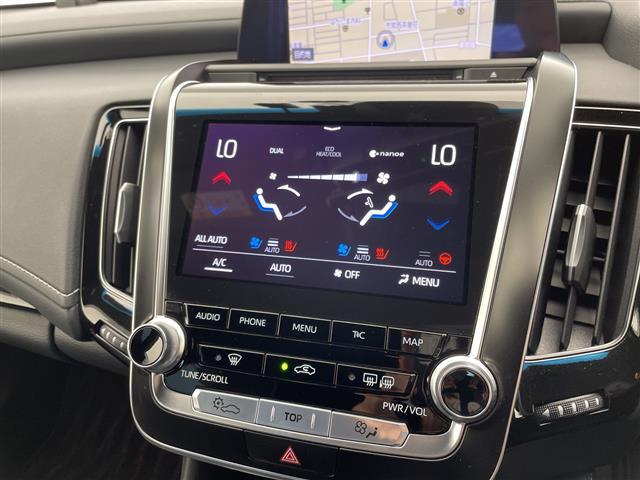 クラウンハイブリッド ＲＳアドバンス　純正８型ナビ　三眼ＬＥＤヘッドライト　サンルーフ　レーダークルーズコントロール　シートヒーター　エアシート　バックカメラ　パワーシート　ヘッドアップディスプレイ　コーナーセンサー　ステアリングヒーター（25枚目）