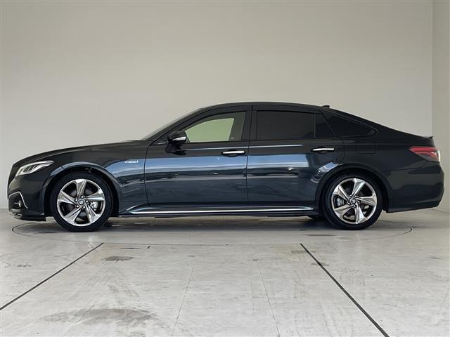 クラウンハイブリッド ＲＳアドバンス　純正８型ナビ　三眼ＬＥＤヘッドライト　サンルーフ　レーダークルーズコントロール　シートヒーター　エアシート　バックカメラ　パワーシート　ヘッドアップディスプレイ　コーナーセンサー　ステアリングヒーター（77枚目）