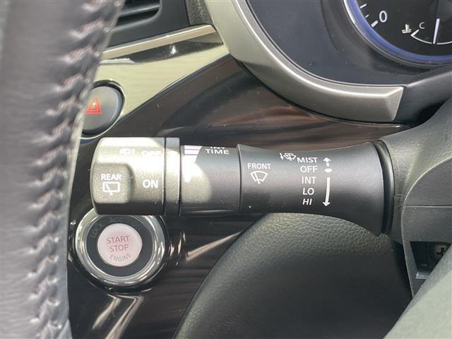 エルグランド 250ハイウェイスターS 純正ナビ フリップダウンモニター 全方位カメラ 両側パワースライドドア クルーズコントロール バックカメラ 電動リアゲート コーナーセンサー 純正アルミホイール LEDヘッドライト リアオートエアコン(21枚目)