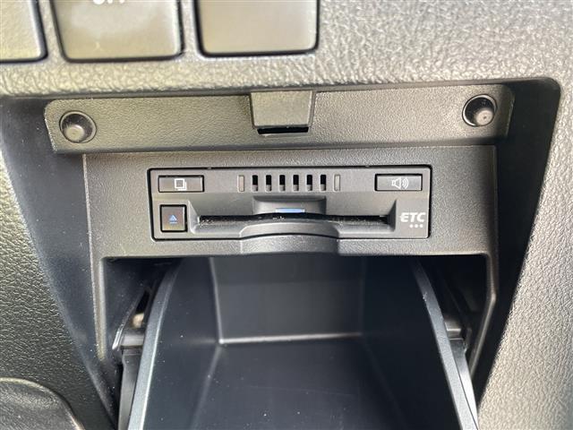 アルファード 2.5X 純正9型ディズプレイオーディオナビ フリップダウンモニター 両側パワースライドドア レーダークルーズコントロール バックカメラ コーナーセンサー 純正アルミホイール リアオートエアコン ドラレコ(12枚目)