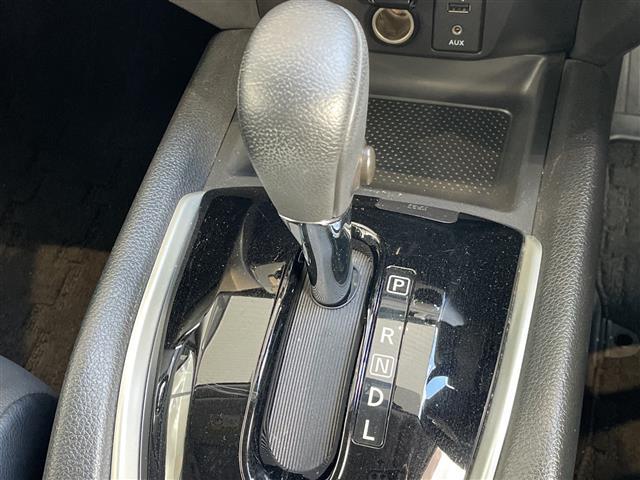 店舗にて現車の確認もいただけますので、お電話で在庫のご確認の上是非ご来店くださいませ！！店舗直通電話　　　０５２−３０９−５１５２