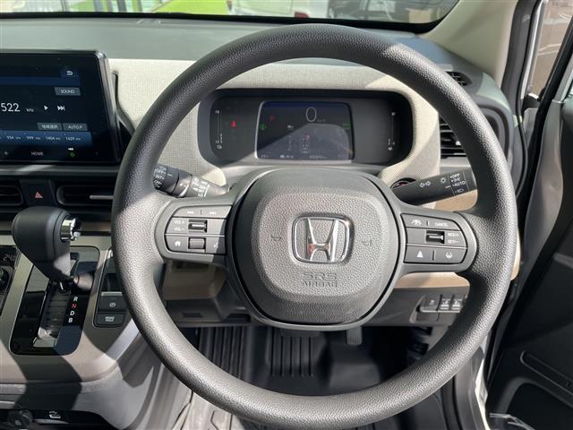 フリード e:HEVエアー ホンダセンシング 純正9型ディズプレイオーディオ ナビ機能なし 両側パワースライドドア レーダークルーズコントロール バックカメラ コーナーセンサー LEDヘッドライト オートマチックハイビーム(21枚目)