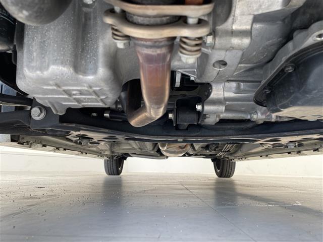 スペーシアカスタム ハイブリッドXS スズキサポート 純正10型ディズプレイオーディオナビ 全方位カメラ 両側パワースライドドア ハーフレザーシート レーダークルーズコントロール シートヒーター バックカメラ ヘッドアップディスプレイ(55枚目)