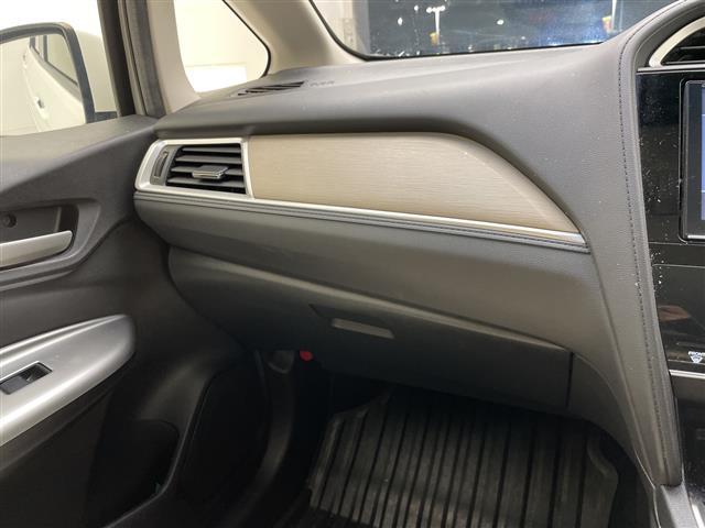 シャトル ハイブリッドXスタイルエディション 純正9型ナビ SDカードなし バックカメラ コーナーセンサー 純正アルミホイール ETC LEDヘッドライト パドルシフト フルセグ CD DVD Bluetooth ステアリングスイッチ(24枚目)