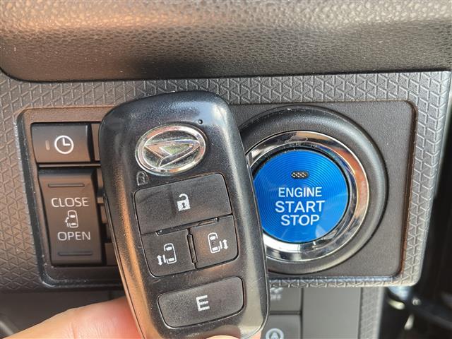 タント カスタムＲＳスタイルセレクション　純正９型ナビ　全方位カメラ　両側パワースライドドア　レーダークルーズコントロール　シートヒーター　コーナーセンサー　１４インチアルミホイール　ＬＥＤヘッドライト　ＥＴＣ　衝突軽減システム　フルセグＴＶ（10枚目）