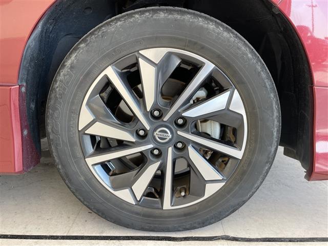 セレナ ハイウェイスターＶ　プロパイロット　純正１０型ナビ　フリップダウンモニター　全方位カメラ　両側パワースライドドア　クルーズコントロール　バックカメラ　ハンズフリースライドドア　コーナーセンサー　インテリジェントミラー（39枚目）