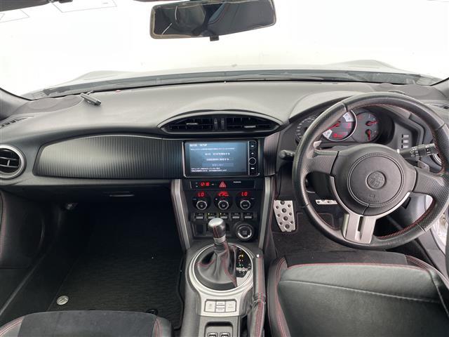 86 GTリミテッド 純正ナビ シートヒーター バックカメラ コーナーセンサー アルミホイール LEDヘッドライト パドルシフト ETC Bluetooth スマートキー プッシュスタート(2枚目)