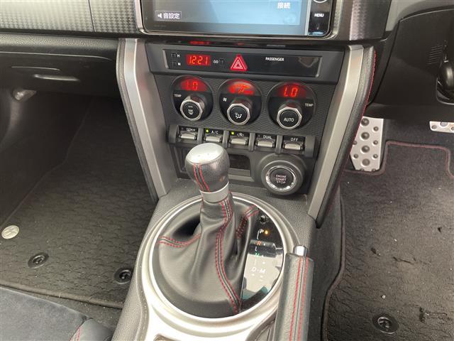 86 GTリミテッド 純正ナビ シートヒーター バックカメラ コーナーセンサー アルミホイール LEDヘッドライト パドルシフト ETC Bluetooth スマートキー プッシュスタート(31枚目)