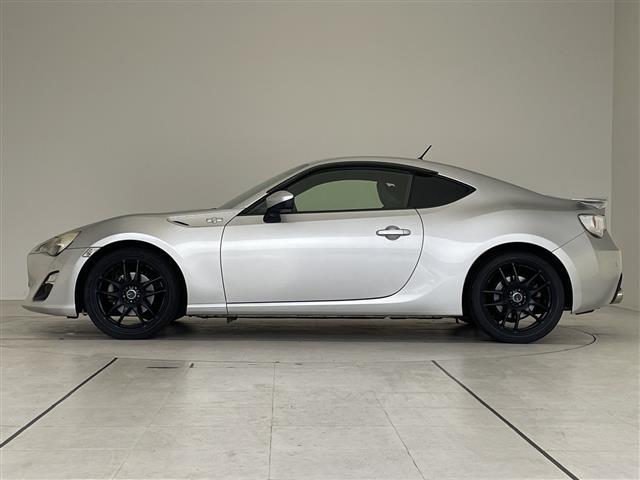 86 GTリミテッド 純正ナビ シートヒーター バックカメラ コーナーセンサー アルミホイール LEDヘッドライト パドルシフト ETC Bluetooth スマートキー プッシュスタート(35枚目)