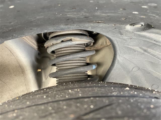 86 GTリミテッド 純正ナビ シートヒーター バックカメラ コーナーセンサー アルミホイール LEDヘッドライト パドルシフト ETC Bluetooth スマートキー プッシュスタート(41枚目)