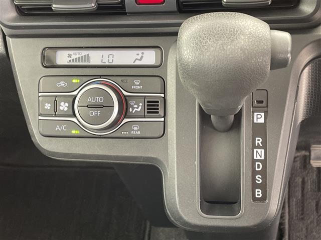 タント X SDナビ Bluetoth CD DVD フルセグ 片側パワースライド バックカメラ コーナーセンサー ETC 衝突軽減システム アイドリングストップ ステアリングスイッチ スマートキー(11枚目)