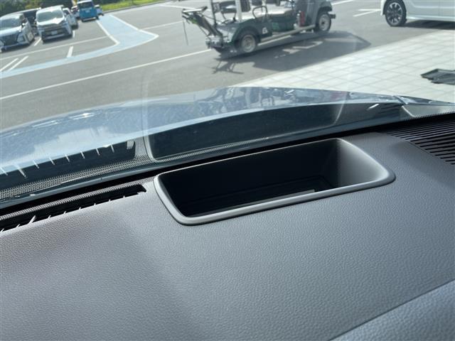 ハリアー Z 純正12.4型ディズプレイオーディオナビ プレミアムサウンドJBL 全方位カメラ インテリジェントミラー オートマチックハイビーム ETC2.0 電動リアゲート パワーシート トヨタセーフティセンス(8枚目)