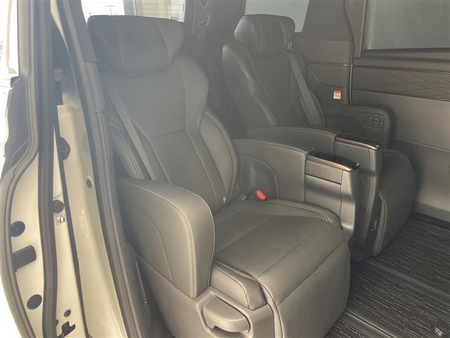 アルファード Z モデリスタエアロ 純正14型ディズプレイオーディオナビ フリップダウンモニター 三眼LEDヘッドライト 全方位カメラ 両側パワースライドドア 本革レザー レーダークルーズコントロール シートヒーター(15枚目)