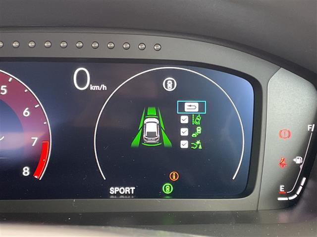 シビック タイプＲ　登録済未使用車　ホンダセンシング　純正８型ディズプレイオーディオナビ　バックカメラ　レーダークルーズコントロール　フルセグ　Ｂｌｕｅｔｏｏｔｈ　コーナーセンサー　純正アルミホイール　ＥＴＣ２．０（8枚目）