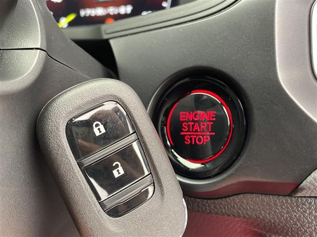 シビック タイプＲ　登録済未使用車　ホンダセンシング　純正８型ディズプレイオーディオナビ　バックカメラ　レーダークルーズコントロール　フルセグ　Ｂｌｕｅｔｏｏｔｈ　コーナーセンサー　純正アルミホイール　ＥＴＣ２．０（9枚目）