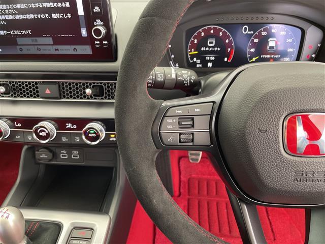 シビック タイプＲ　登録済未使用車　ホンダセンシング　純正８型ディズプレイオーディオナビ　バックカメラ　レーダークルーズコントロール　フルセグ　Ｂｌｕｅｔｏｏｔｈ　コーナーセンサー　純正アルミホイール　ＥＴＣ２．０（22枚目）